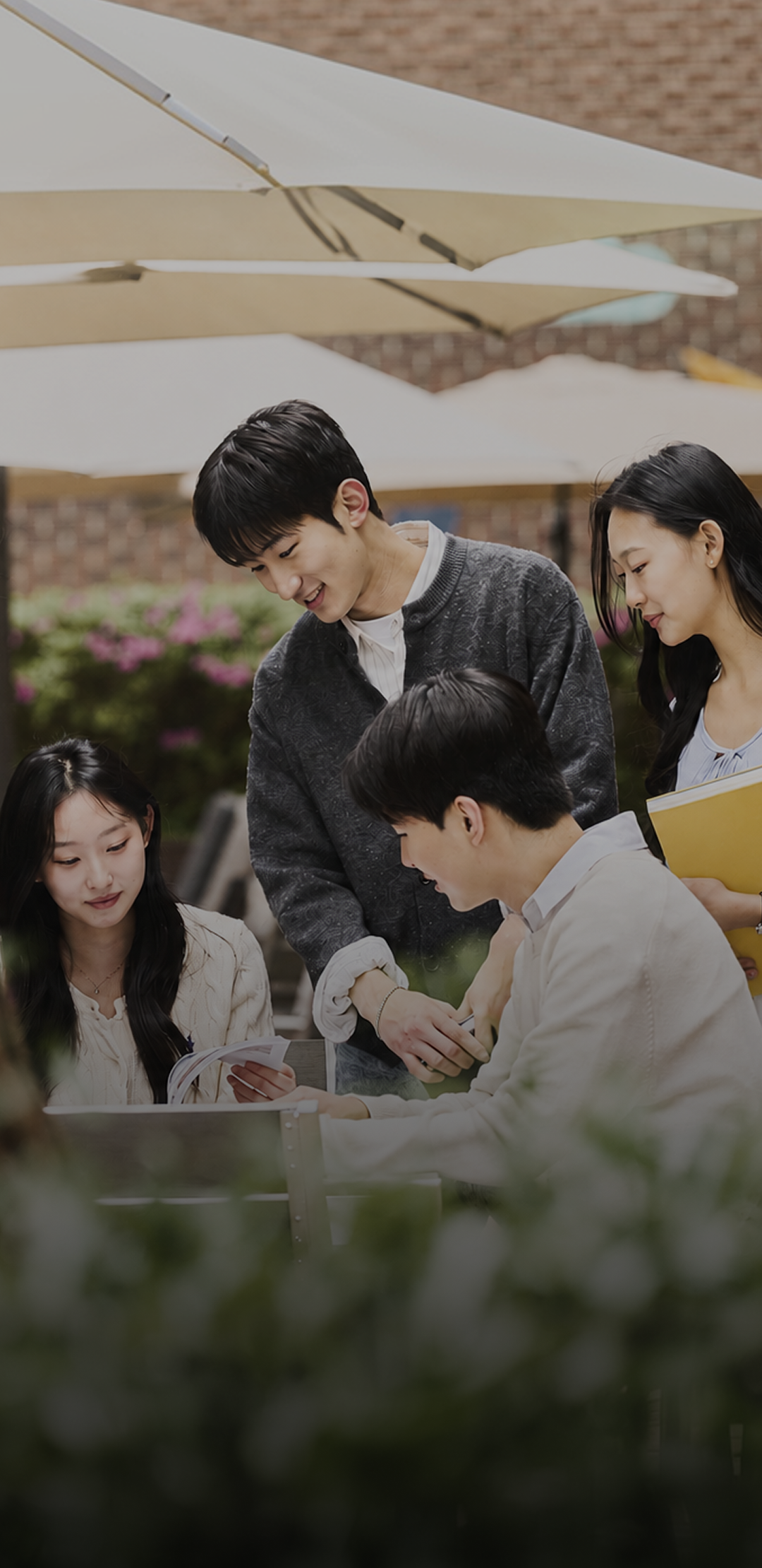 50년의 위대한 유산 위에 100년의 찬란한 미래를 만들어 갑니다.